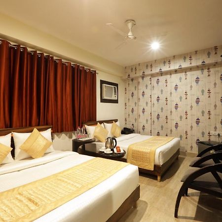 Hotel Classic Plaza At Delhi Airport نيودلهي المظهر الخارجي الصورة