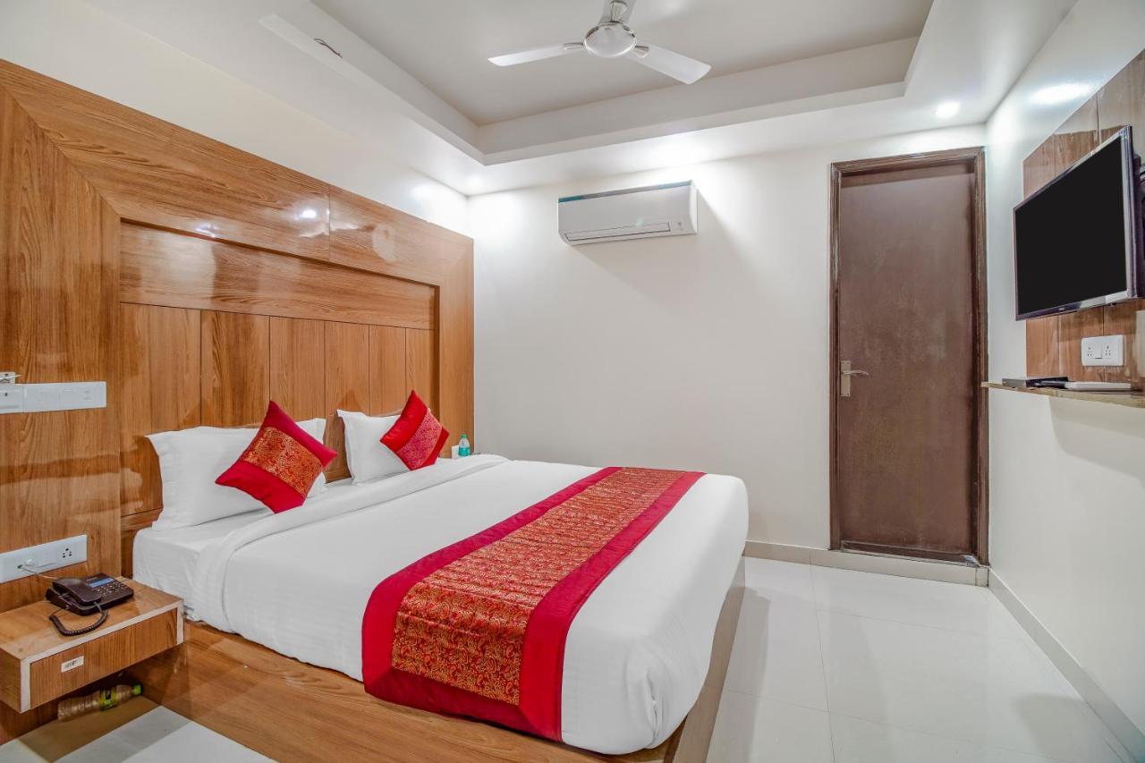 Hotel Classic Plaza At Delhi Airport نيودلهي المظهر الخارجي الصورة