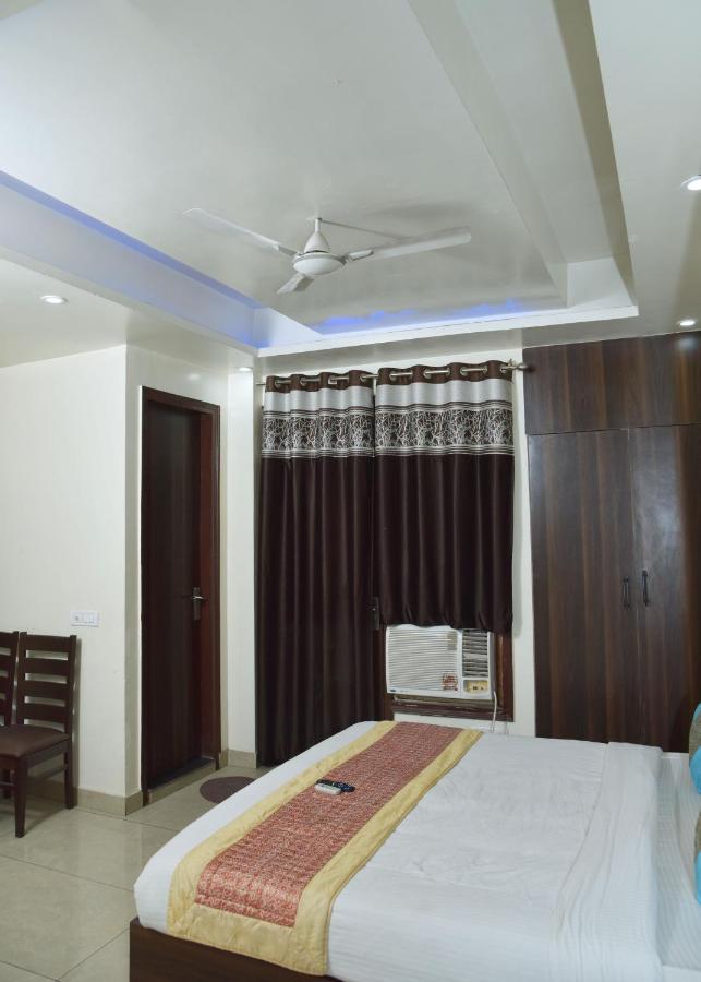 Hotel Classic Plaza At Delhi Airport نيودلهي المظهر الخارجي الصورة