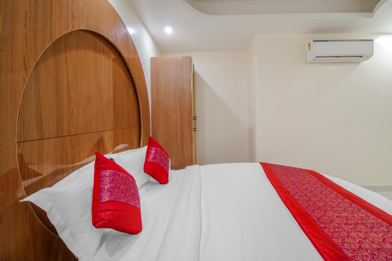Hotel Classic Plaza At Delhi Airport نيودلهي المظهر الخارجي الصورة