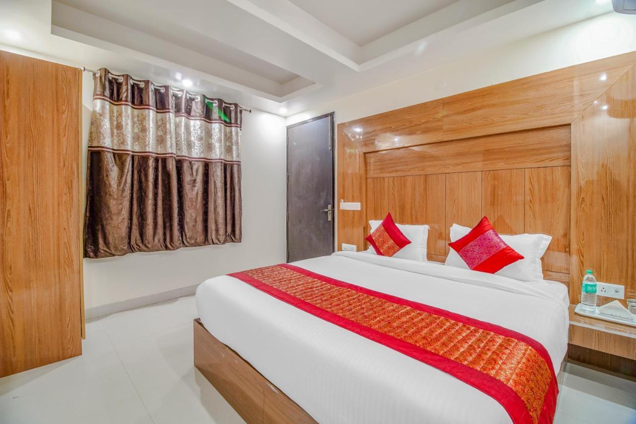 Hotel Classic Plaza At Delhi Airport نيودلهي المظهر الخارجي الصورة