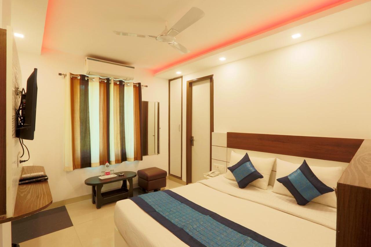 Hotel Classic Plaza At Delhi Airport نيودلهي المظهر الخارجي الصورة
