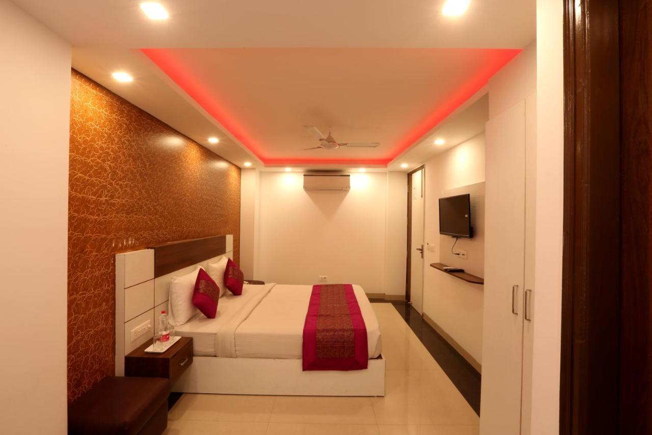 Hotel Classic Plaza At Delhi Airport نيودلهي المظهر الخارجي الصورة