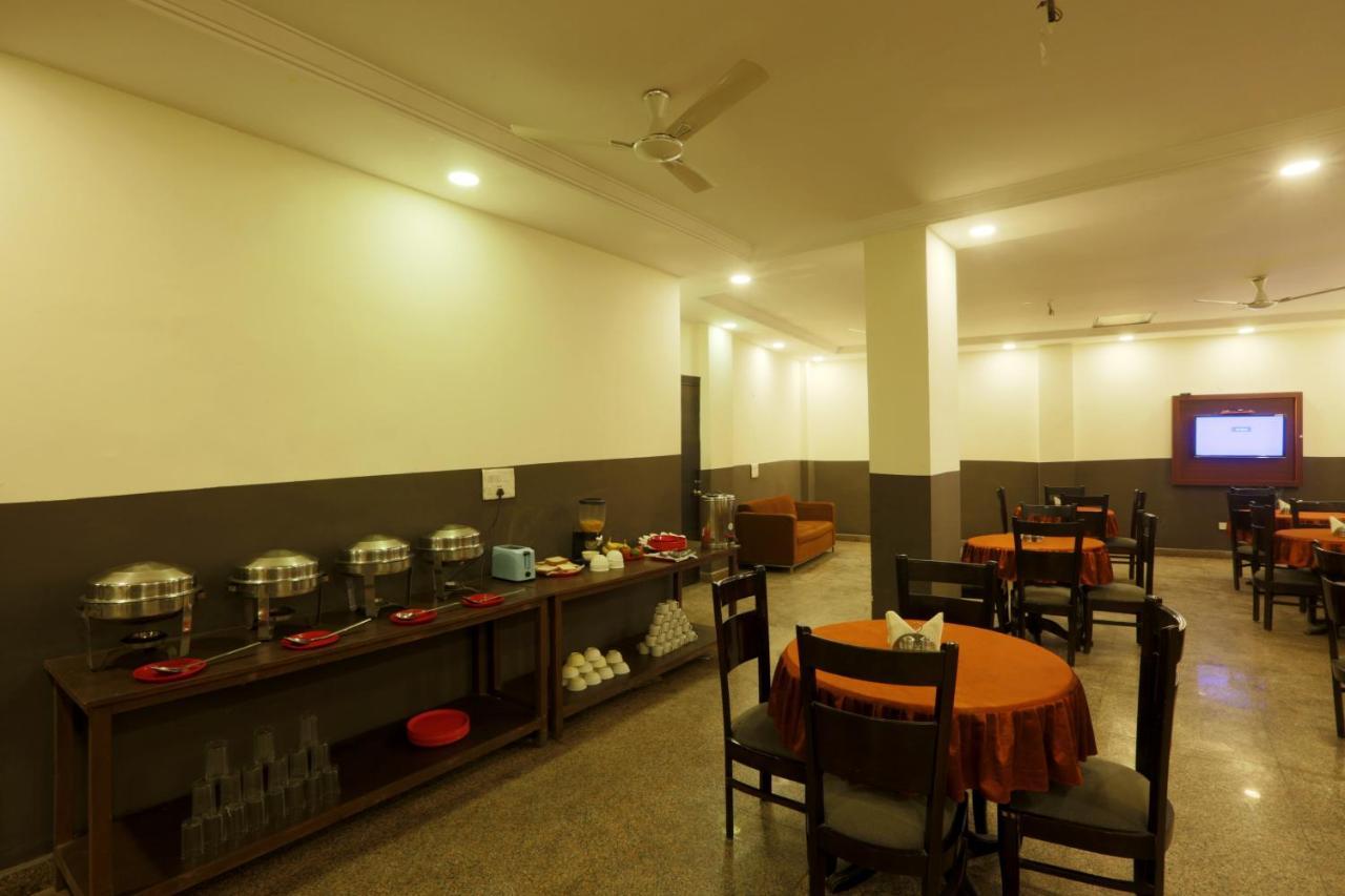 Hotel Classic Plaza At Delhi Airport نيودلهي المظهر الخارجي الصورة